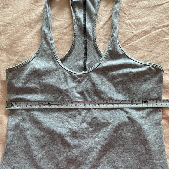 Lululemon Workout Tank - Picture 5 of 6